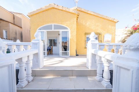 Villa a La Marina, Alicante, La Marina - € 184.000 | Ref: 6136VA - foto 9